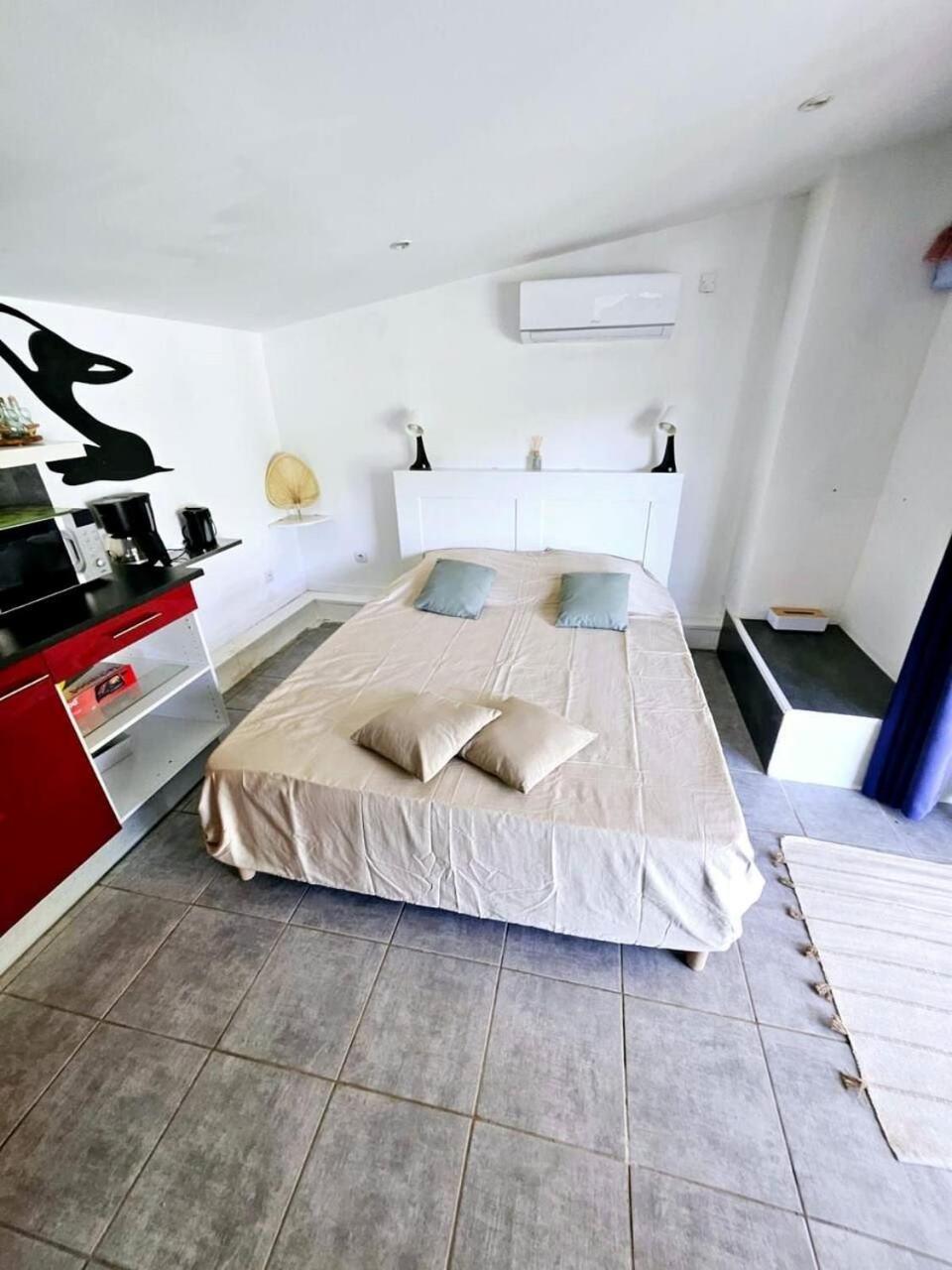 Suites Coupo Santo Et Lou Peiro โคทินยัค ภายนอก รูปภาพ